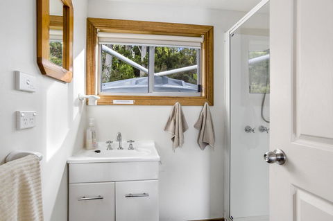 Summertime Cottage - Holiday Cairns 33