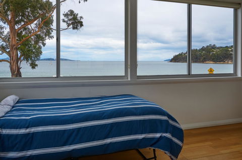 The Ultimate Beach House - Holiday Cairns 7