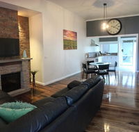 Apartment 5ive - Holiday Cairns