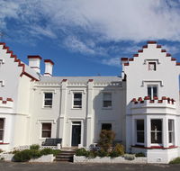 Trinity Hill Apartments - Holiday Cairns