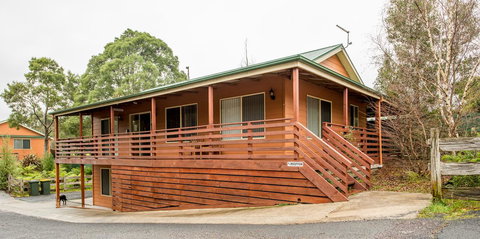 Driftwood Strahan Villas - Holiday Cairns 4