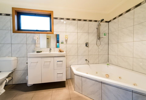 Driftwood Strahan Villas - Holiday Cairns 0