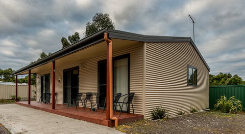 Driftwood Strahan Villas - Holiday Cairns 8