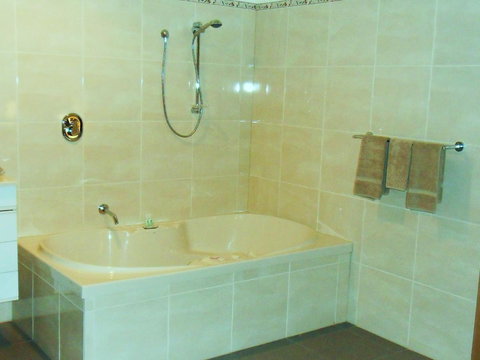 Driftwood Strahan Villas - Holiday Cairns 18