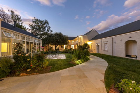 Prospect Country House & Restaurant - Holiday Cairns 26