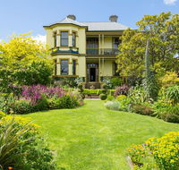 The Corinda Collection - Holiday Cairns