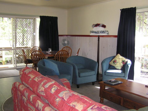 The Crays Accommodation - Holiday Cairns 32
