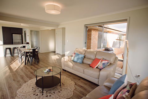 The Holiday Home People - Holiday Cairns 3