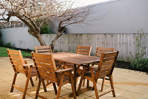 The Holiday Home People - Holiday Cairns 2