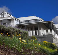 House on the Hill Bed and Breakfast - Holiday Cairns