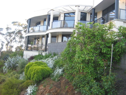 Sheer Pleasure Accommodation - Holiday Cairns 8