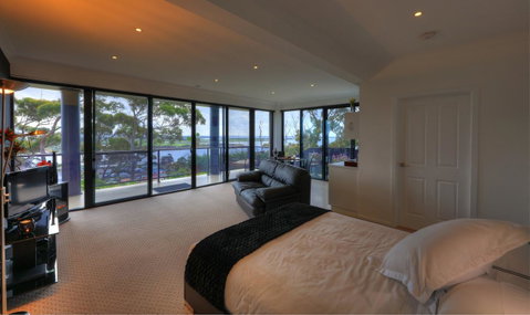 Sheer Pleasure Accommodation - Holiday Cairns 18