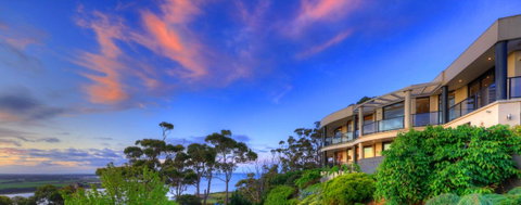 Sheer Pleasure Accommodation - Holiday Cairns 24