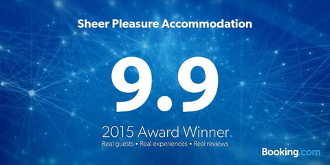 Sheer Pleasure Accommodation - Holiday Cairns 27