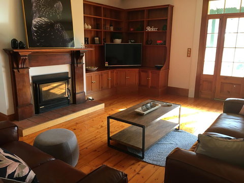 CLAYFIELD HOMESTEAD - Rustic Country Accommodation - Holiday Cairns 4