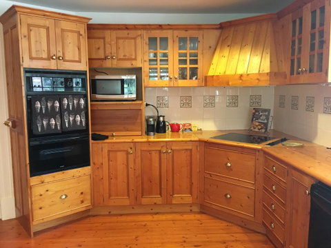 CLAYFIELD HOMESTEAD - Rustic Country Accommodation - Holiday Cairns 6