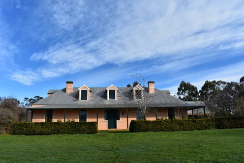 CLAYFIELD HOMESTEAD - Rustic Country Accommodation - Holiday Cairns 0
