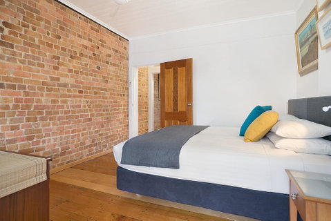 Newcastle Short Stay Apartments - 9 Alfred Street - Holiday Cairns 2