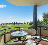 Newcastle Short Stay Apartments - Flagstaff Apartment - Holiday Cairns