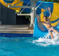 Nobby Beach Holiday Village - Holiday Cairns