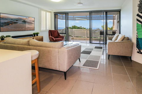 North Shore Towers - Holiday Cairns 0