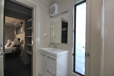 NORTHERN HAVEN-3/16 David Campbell St NH - Holiday Cairns 3