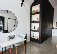 Nowra Studio Barn - Holiday Cairns