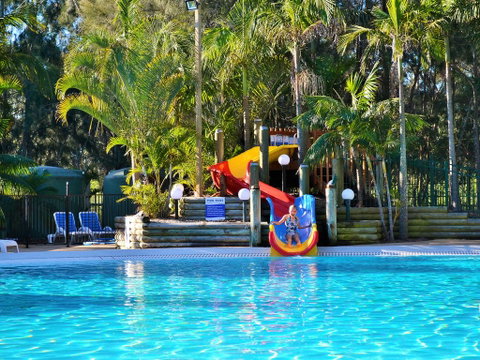 NRMA Ocean Beach Holiday Resort - Holiday Cairns 0