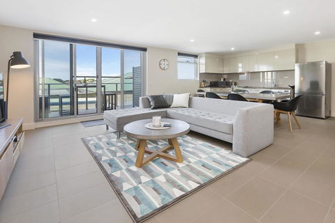 OCEAN BEACH RETREAT - SORRENTO - Holiday Cairns 0