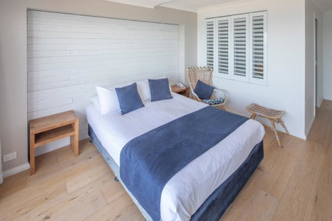 Ocean Front Motel - Holiday Cairns 2
