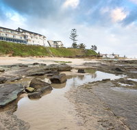 Ocean Front Motel - Holiday Cairns