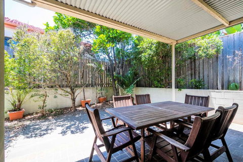 Oceania 11 - Holiday Cairns 2