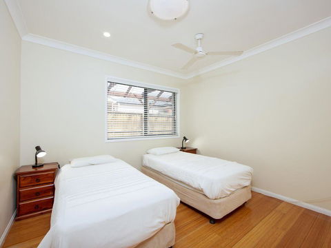 Oceania Peace At Beachside - Holiday Cairns 2