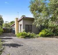 OCEANS 12 - ANGLESEA - Holiday Cairns