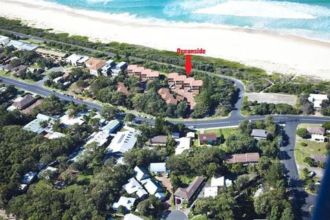 OCEANSIDE 5 - Holiday Cairns 0