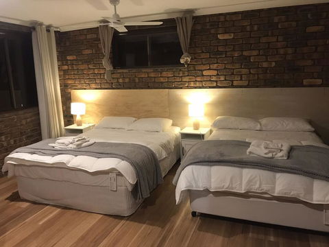 OCT Forest Lodge - Holiday Cairns 0