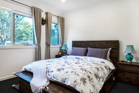 Olinda Deluxe Apartment B1 - Holiday Cairns 1