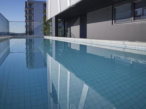 ONE OAK (693I) - Holiday Cairns 2