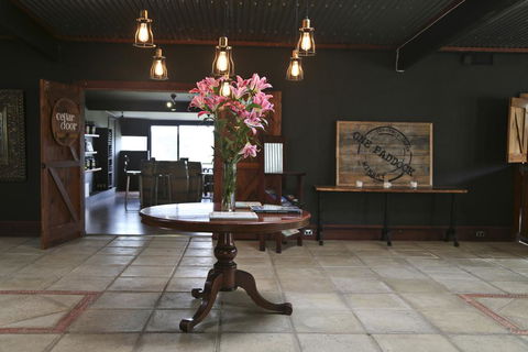 One Paddock Currency Creek Winery Villas - Holiday Cairns 3