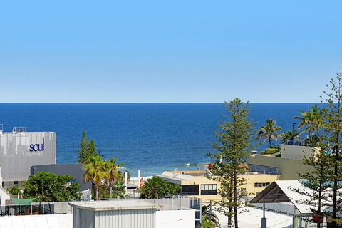 Orchid Residenses - Holiday Cairns 1