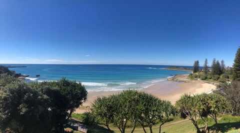 Pacific Hotel Yamba - Holiday Cairns 1