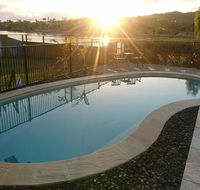 Palm Lakeside Holiday Home - Bowen Whitsundays Queensland - Holiday Cairns