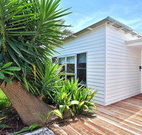 Palm Oasis - family friendly accommodation just a short walk to werri beach - Holiday Cairns