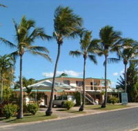 Palm View Holiday Apartments - Holiday Cairns