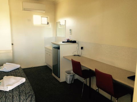 Park Avenue Hotel Motel - Holiday Cairns 2