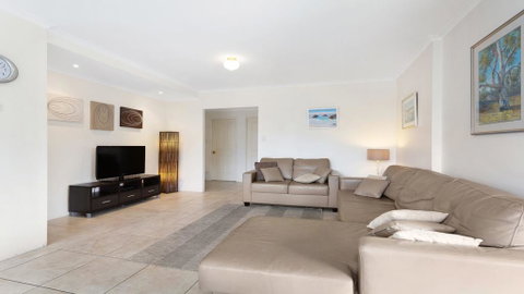 Parkside Marina 1 - CBD Location - Holiday Cairns 3