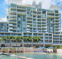 Pelican Waters Golf Resort and Spa Unit 1006 - Holiday Cairns