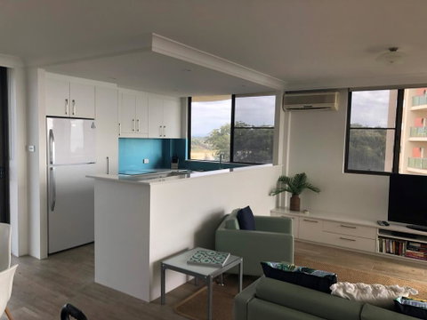 Pinnacle, Unit 701, 45-49 Head Street - Holiday Cairns 2