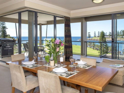 Platinum Penthouse@The Sebel - On The Harbourfront - Holiday Cairns 1