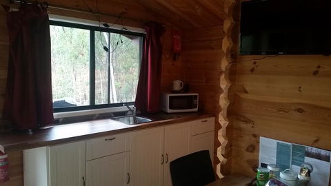 Pleasant Mountain Retreat - Holiday Cairns 3